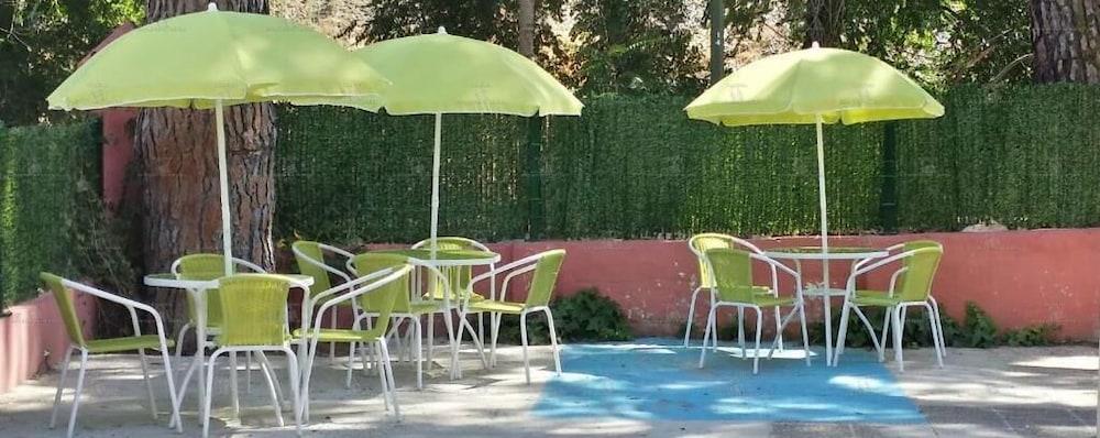 מדריד Hostal Aravaca Garden מראה חיצוני תמונה